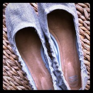 Toms 9.5 Metallic Silver Comfy Shoes